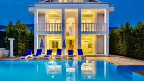 Oludeniz 4 Bedroom Villa 2902